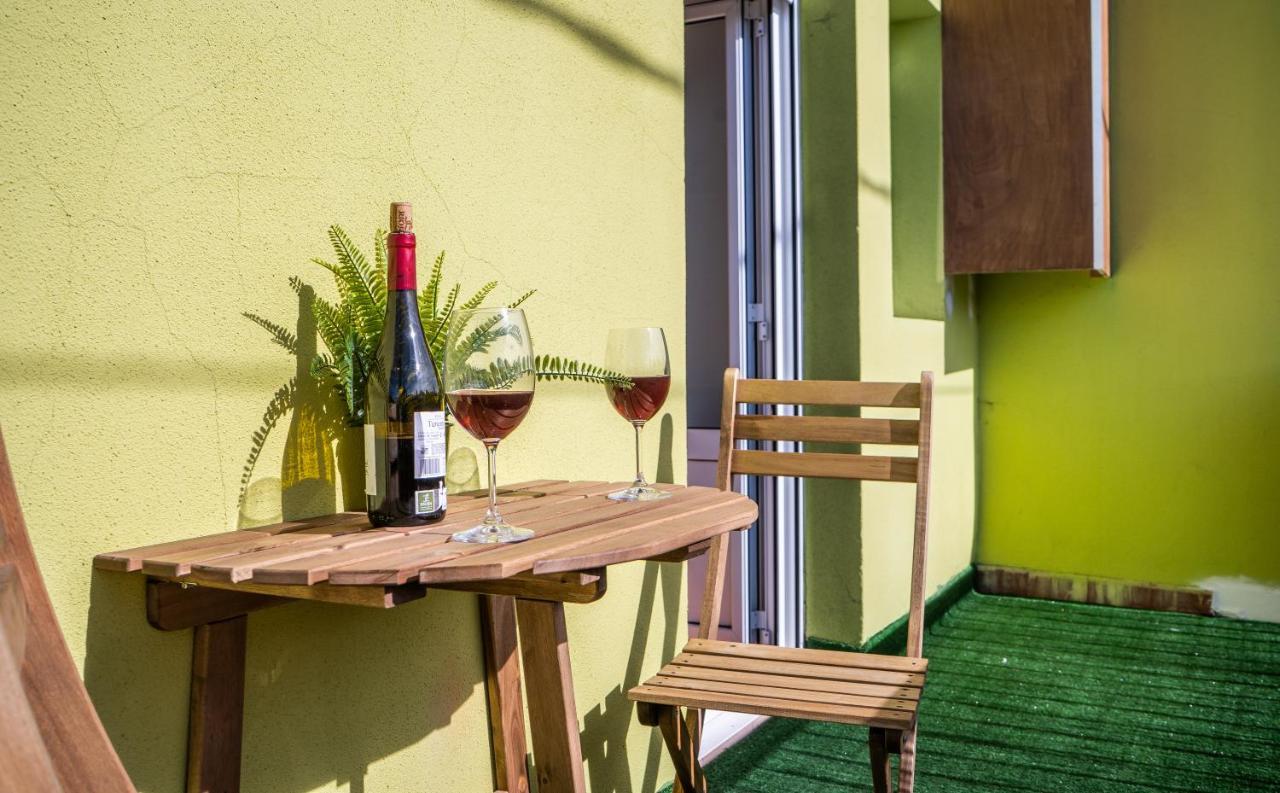 アビレス Casa Lopez Bed & Breakfast エクステリア 写真