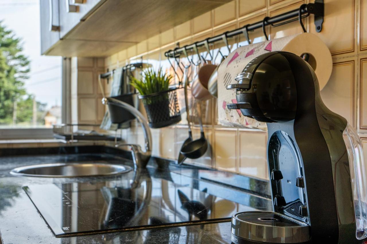 アビレス Casa Lopez Bed & Breakfast エクステリア 写真