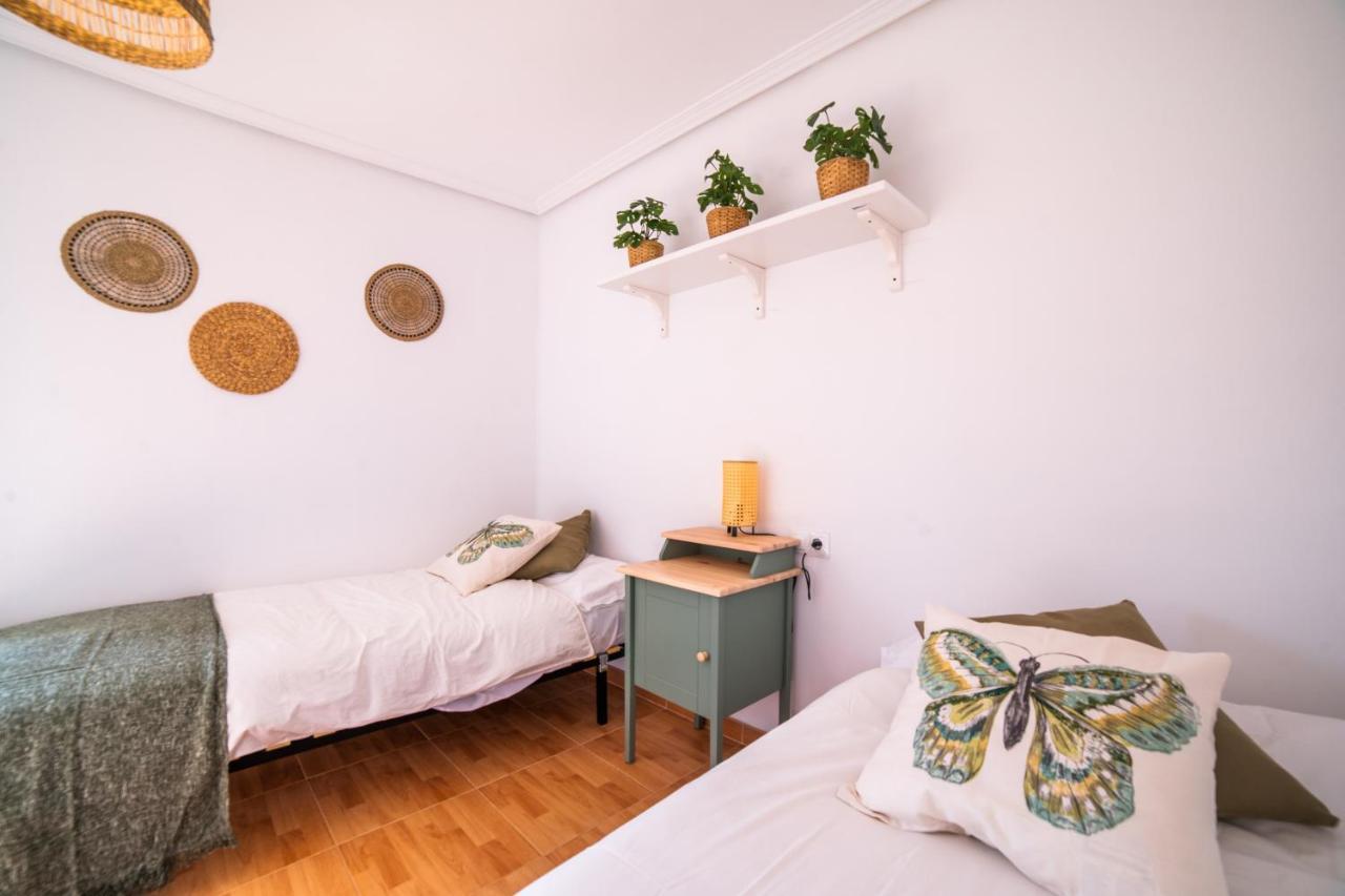 アビレス Casa Lopez Bed & Breakfast エクステリア 写真