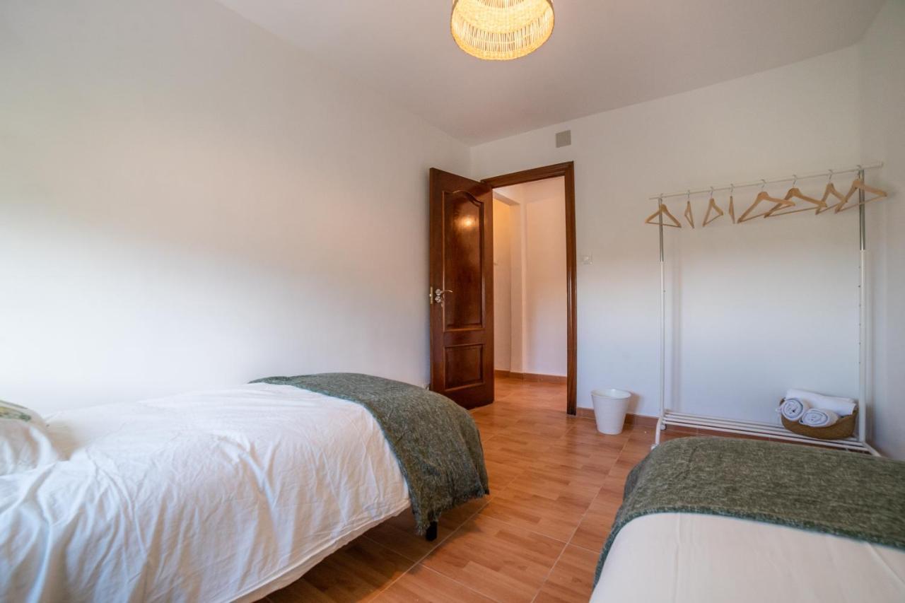 アビレス Casa Lopez Bed & Breakfast エクステリア 写真