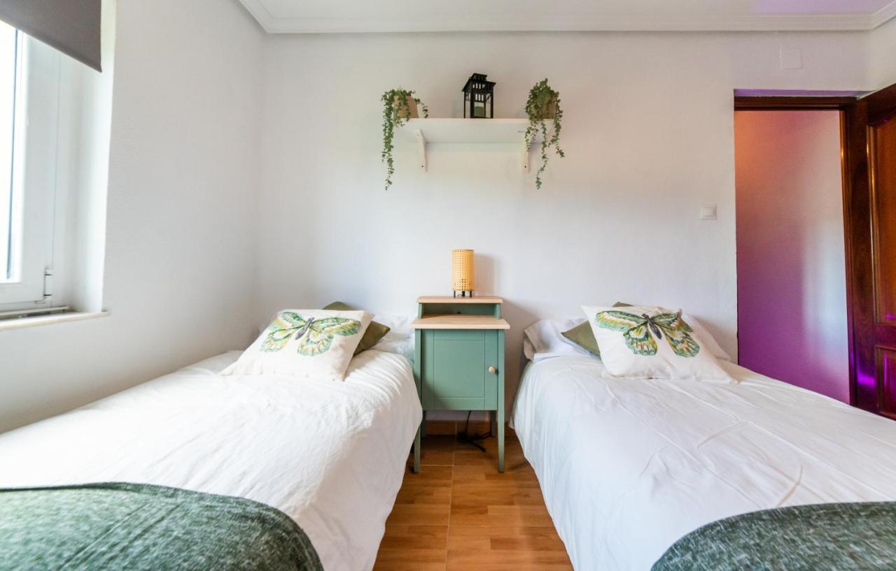 アビレス Casa Lopez Bed & Breakfast エクステリア 写真