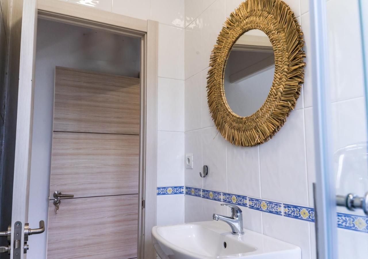 アビレス Casa Lopez Bed & Breakfast エクステリア 写真