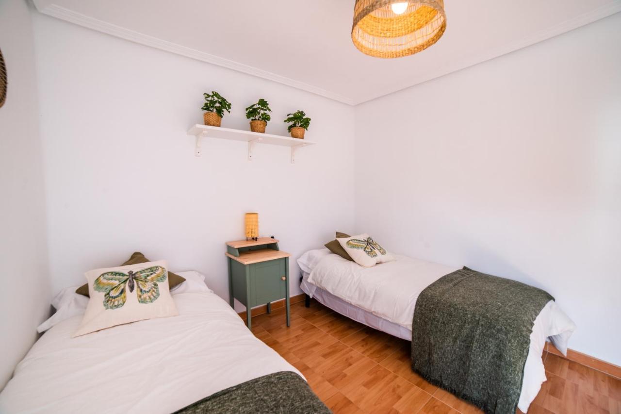 アビレス Casa Lopez Bed & Breakfast エクステリア 写真