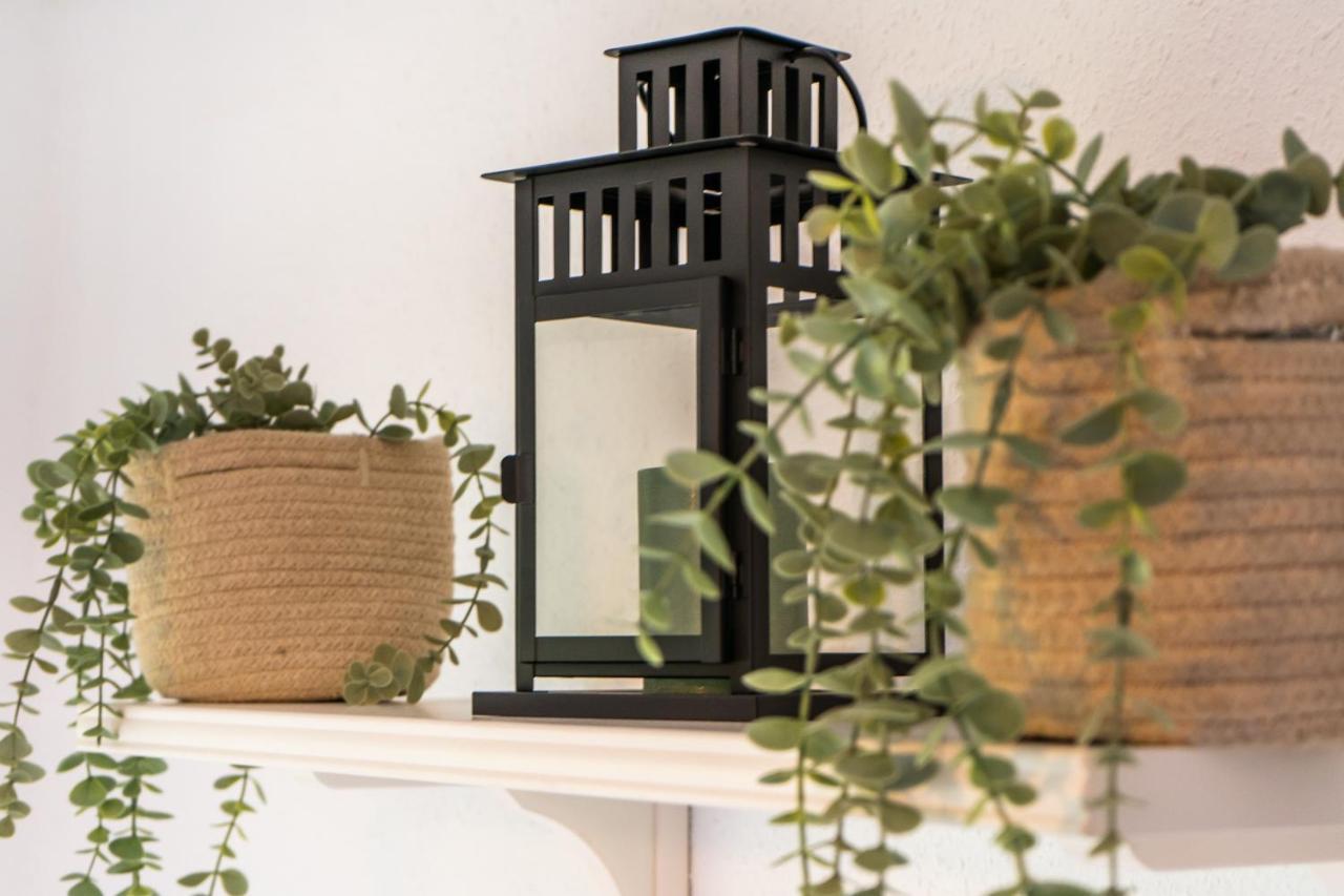 アビレス Casa Lopez Bed & Breakfast エクステリア 写真